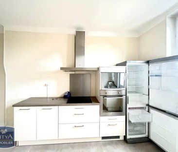 Location Appartement 3 pièces 85m² BOURG EN BRESSE 01000 - Photo 3