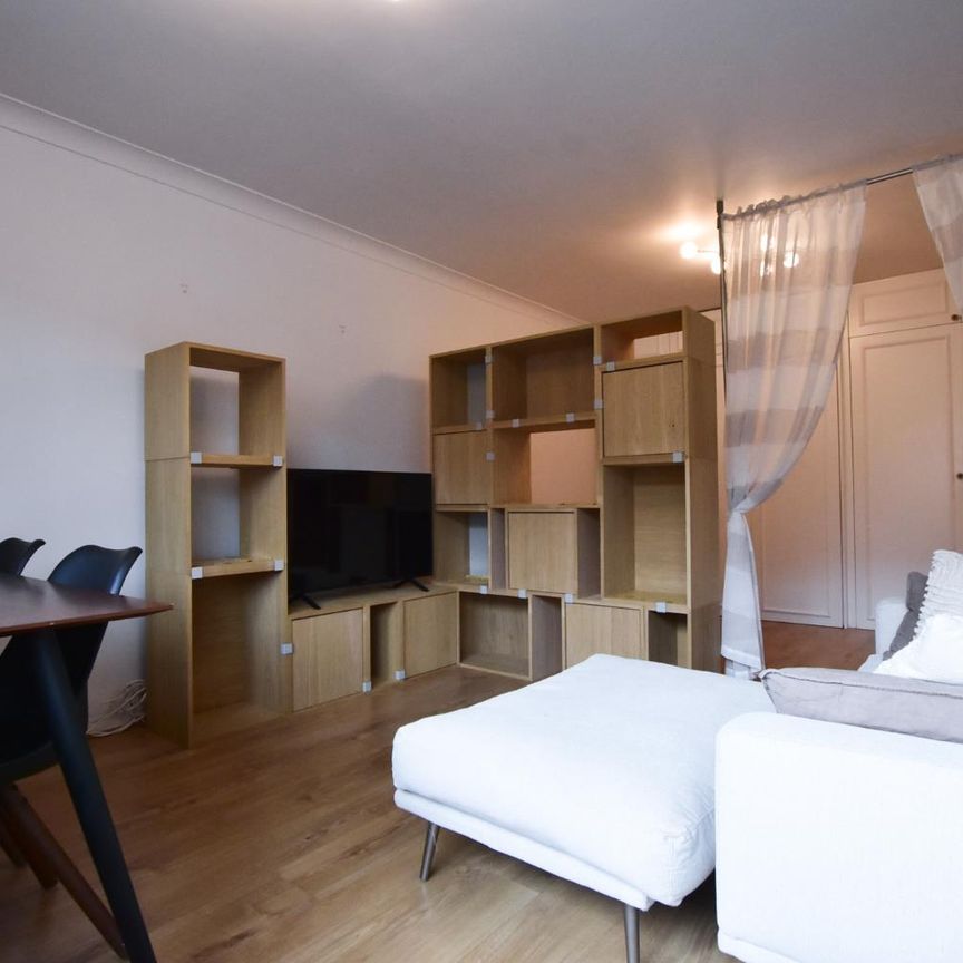 Cumberland Terrace Mews, Regents Park, London NW1 - Photo 1