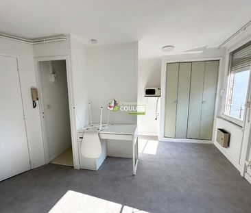 Location Appartement 1 pièce 17m² - Photo 3