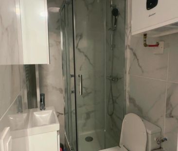 Studio meublé de 13 m² situé en plein cœur de Puteaux - Photo 2