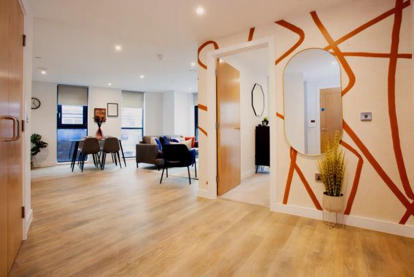 2 bedroom 1 bathroom - Photo 1