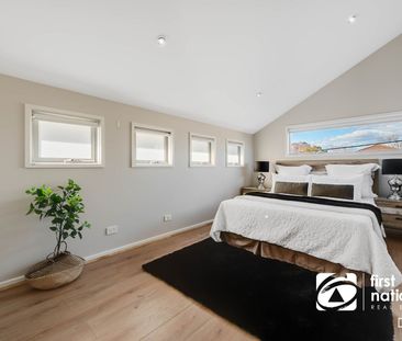 Stylish Two-Storey Living Minutes from Melbourne CBD - Photo 4