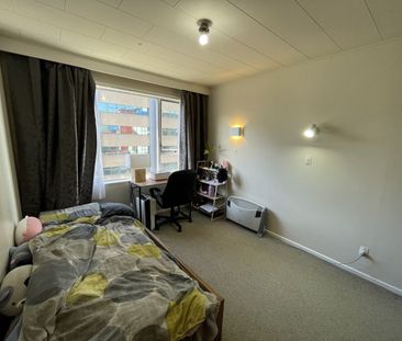 Prime location - first week free rent! - Photo 1