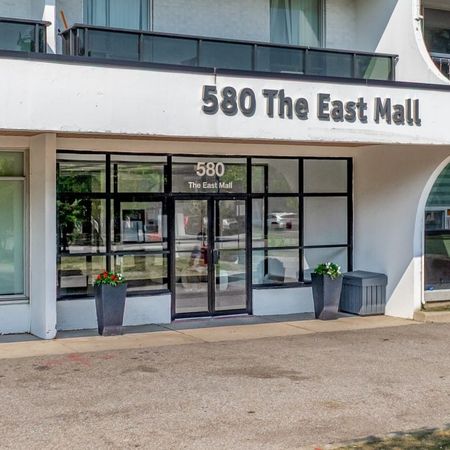 The East Mall Apartments - Photo 4