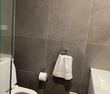 Chic 2BR Orakei Apt w/ Views! - Photo 6