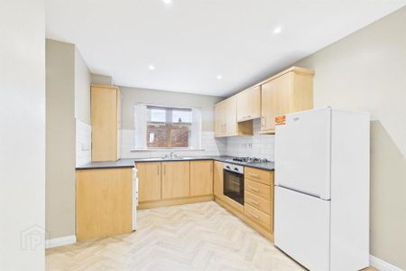 36 Melrose Avenue, Belfast, BT5 5JD - Photo 4