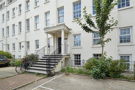 1 bedroom Flat To Let - Photo 5