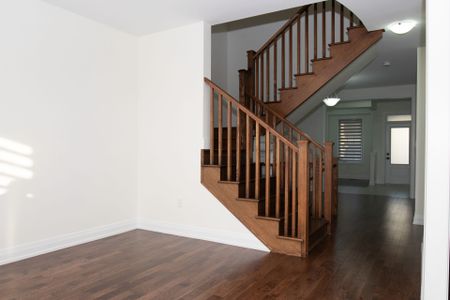 For Lease - 39 Divers Road, Brampton, Ontario - Photo 2