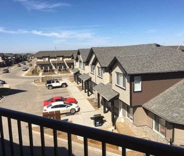 UNIVERSITY PARK ESTATES - Photo 6