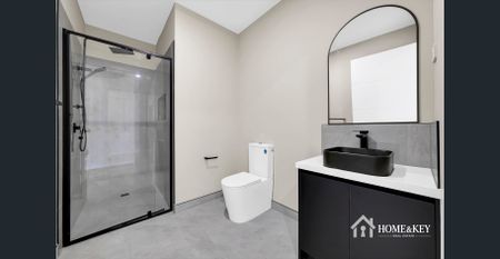 Brand New Double-Storey Luxury Living - Photo 5