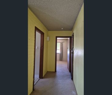 One Bedroom Flat - Photo 1