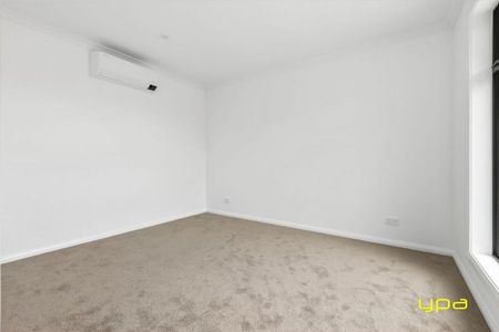 Brand New Notting Hill Rental Home - Photo 3