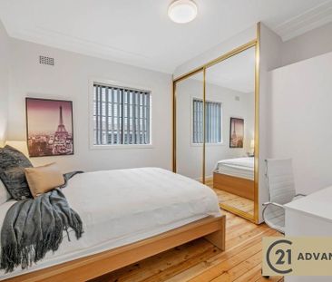 Family Home with Expansive Outdoor Entertaining - Photo 5