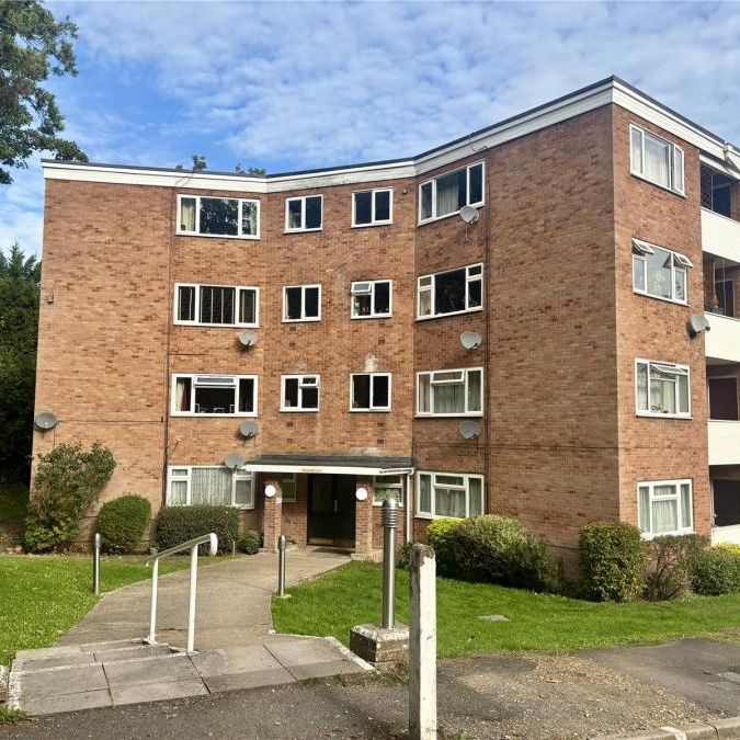 apartment to rent Runnymede Court, West End, Southampton, Hampshire, SO30 - Photo 2