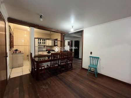 Casa com 4 quartos e 200m² para alugar em Cavalhada, Porto Alegre. - Foto 5