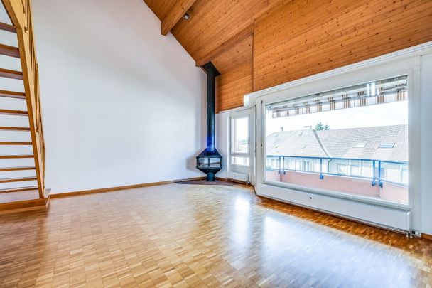 Bereit für eine WG? Originelle Duplexwohnung im Zentrum! - Photo 1