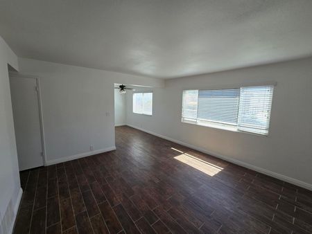 16842 SIMS LN #4, HUNTINGTON BEACH, CA 92649 - Photo 4