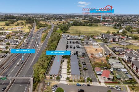 3 Bedroom in Mangere - Photo 5