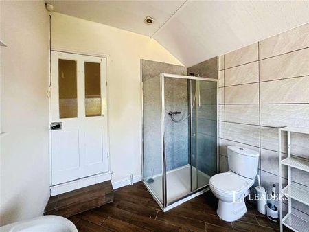 Room D, Belvoir Road, Coalville, Leicestershire, LE67 - Photo 4