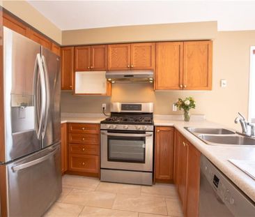For Lease - 905 Redoak Avenue, London North, Ontario - Photo 3