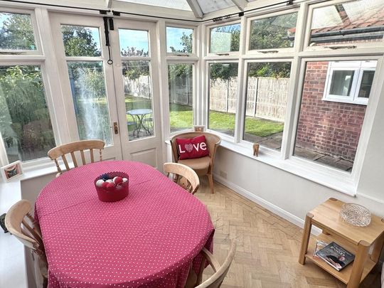 3 bedroom detached house to rent - Photo 1