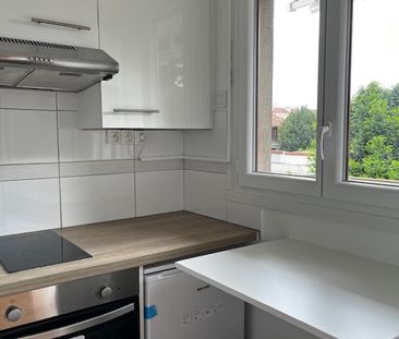 Location Appartement 1 pièce 25m² ST MAUR DES FOSSES 94100 - Photo 3