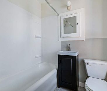 Classic Suite - 1 Bedroom - Photo 4