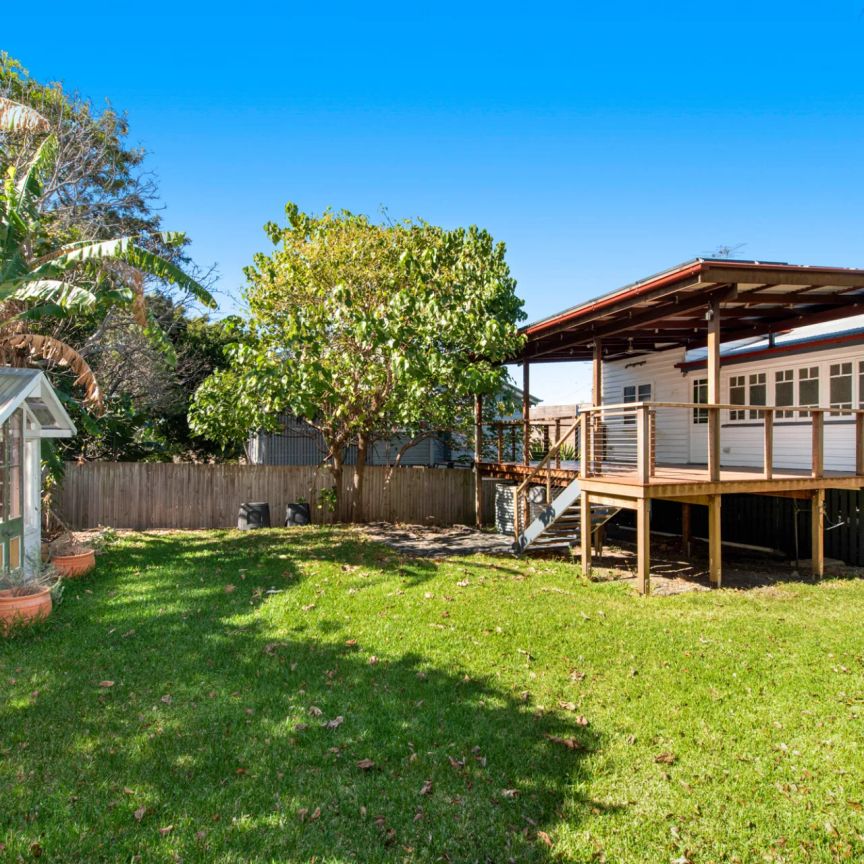 Charming Character Home Minutes from the CBD - Photo 1