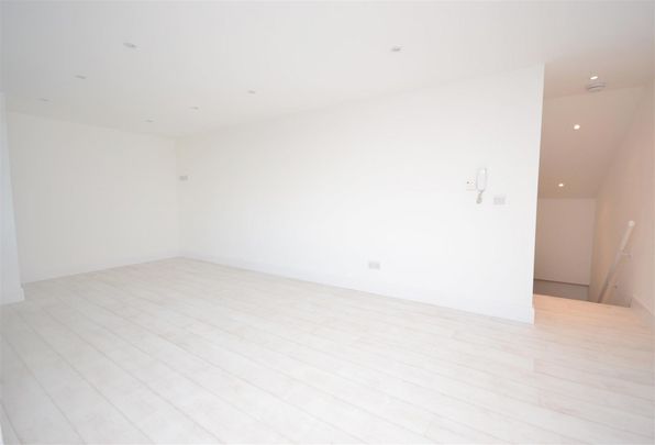 Station Road Finchley N3 - Photo 1