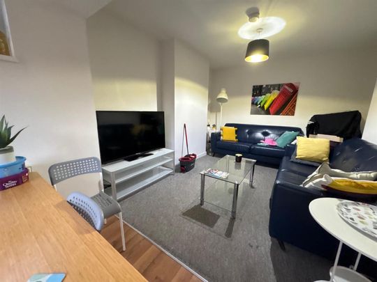 Moseley Wood Gardens, Cookridge, LS16 7HX, Leeds - Photo 1