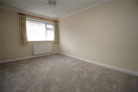 3 bedroom bungalow to rent - Photo 4
