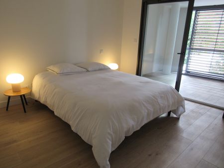 Location Appartement 3 pièces 79m² TAIN L HERMITAGE 26600 - Photo 2