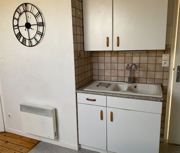 Appartement à louer - REIMS/ SECTEUR CERNAY - Photo 2