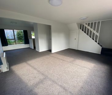 64 Churton Drive, Churton Park - Photo 2