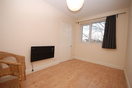 1 bed apartment to rent in Belsay Gardens, Gosforth, NE3 - Photo 5