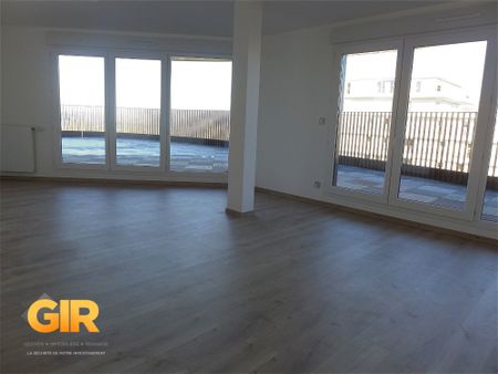 Location Appartement 3 pièces 71m² CESSON SEVIGNE 35510 - Photo 4