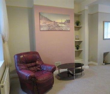 78 Queen Street, Lurgan, BT66 8BL - Photo 2