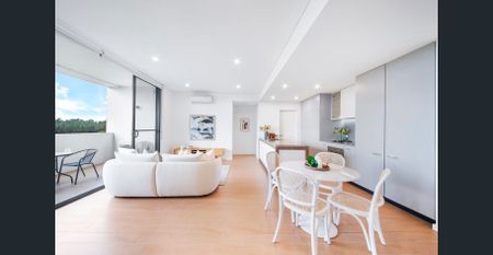 Modern style and sparkling water views - Photo 3