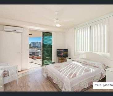 Stylish Apartment in the Heart of Tweed - Photo 3