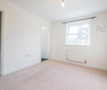 4 bedroom terraced house to rent - Photo 2