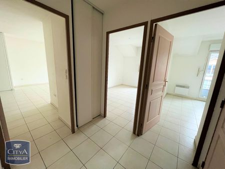 Location Appartement 3 pièces 56m² BAILLEUL 59270 - Photo 5