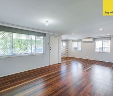 Modern Elegance, Solar, Multiple Car Spaces, Prime Location Plus Ho... - Photo 5