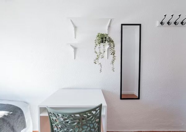 Carrer del Mestre Alberto Luz, Valencia, Valencian Community 46035