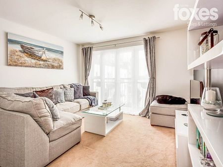 2 bed flat to rent in Avenel Way, Poole, BH15 - Photo 5