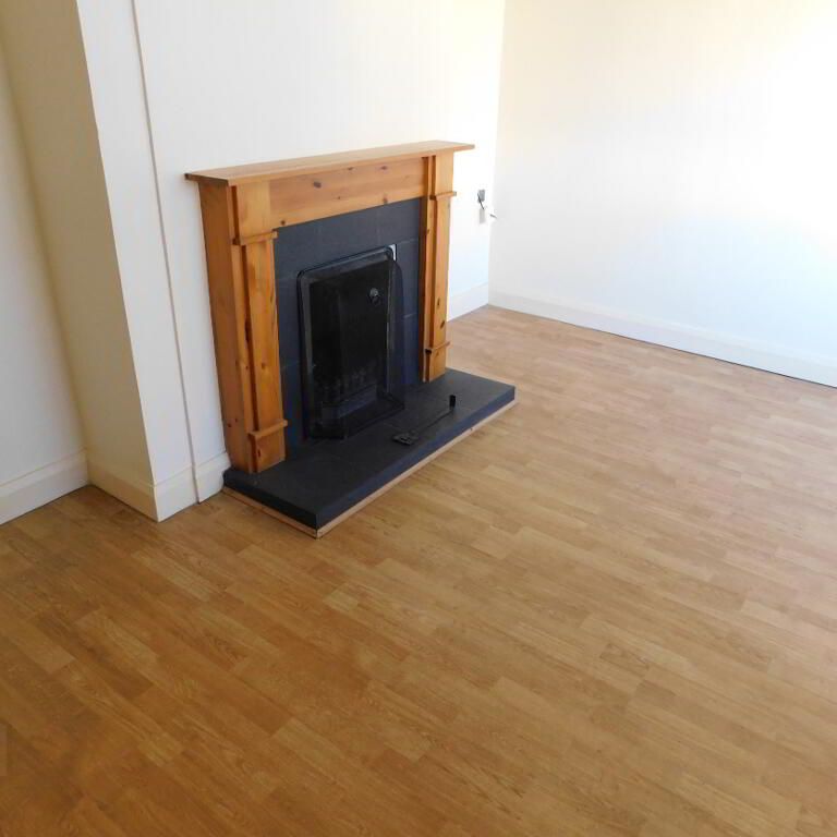 6 Starrs Crescent, Omagh, BT78 1LY - Photo 1