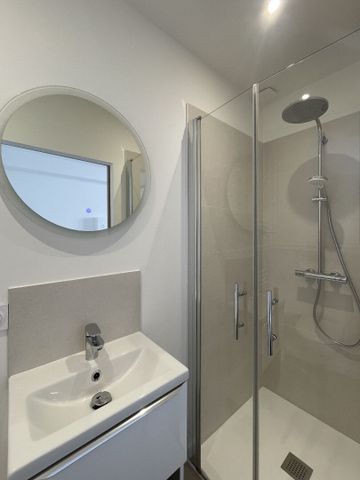 Location Appartement 1 pièce 23m² LA ROCHELLE 17000 - Photo 3