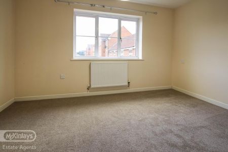 2 bedroom end of terrace house to rent - Photo 2