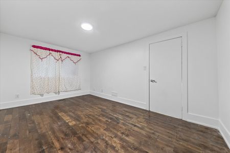 For Lease - 14 Pineslope Crescent Unit# Main Fl, Toronto, Ontario - Photo 4
