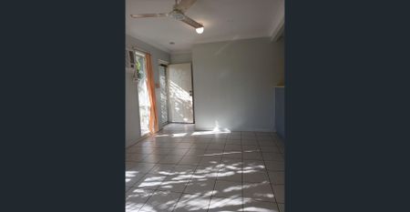 2 bedroom townhouse available immediately! - Photo 4