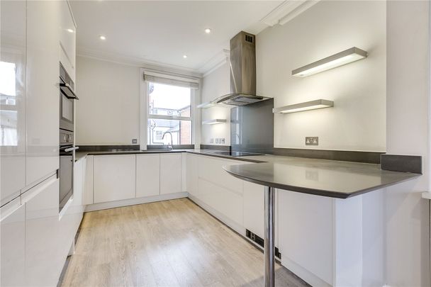 Mablethorpe Road, Bishops Park, SW6, London - Photo 1